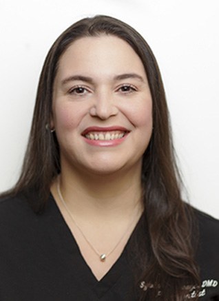 Headshot of Dr. Sylvia Arsuaga